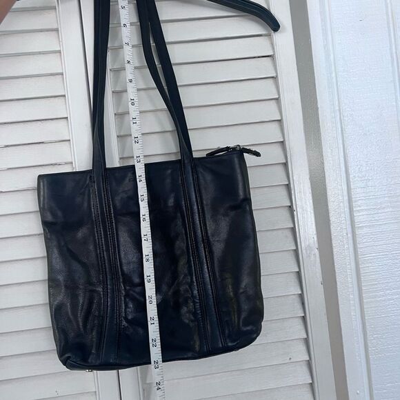 Black Leather Tote Bag - Picture 9 of 13